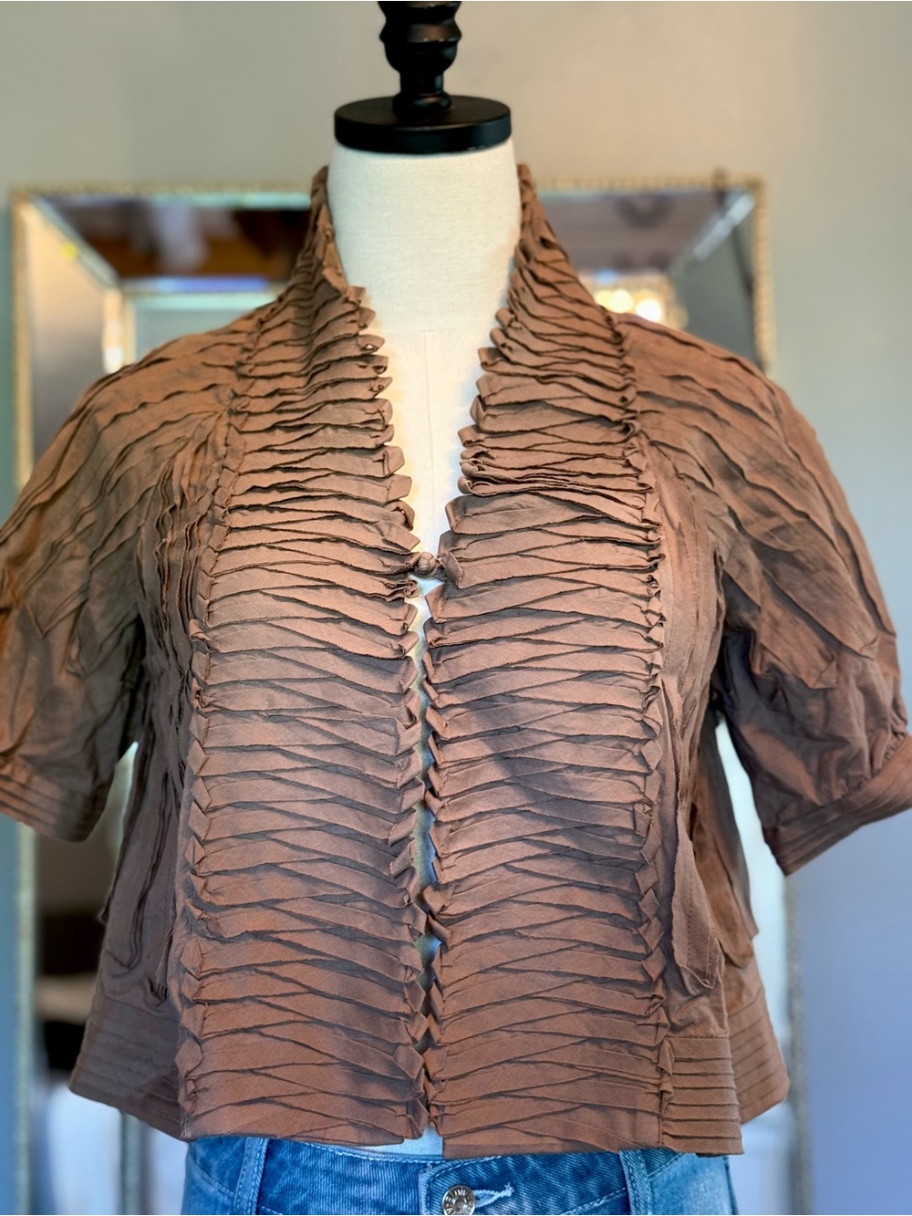 BCBGMaxAzria NWT Textured Pleated Sculptural  Woven Jacket XXS Color: Tart